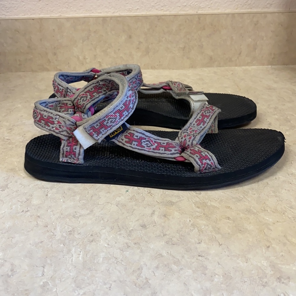 Teva Gray Pink Velcro Strap Sandals